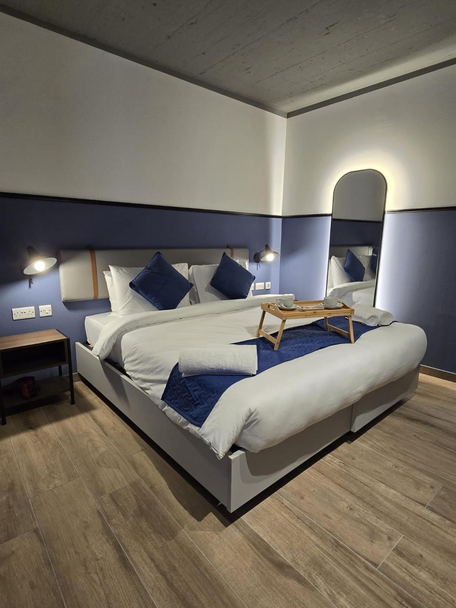 South32 Hotel Бирзеббуджа Экстерьер фото