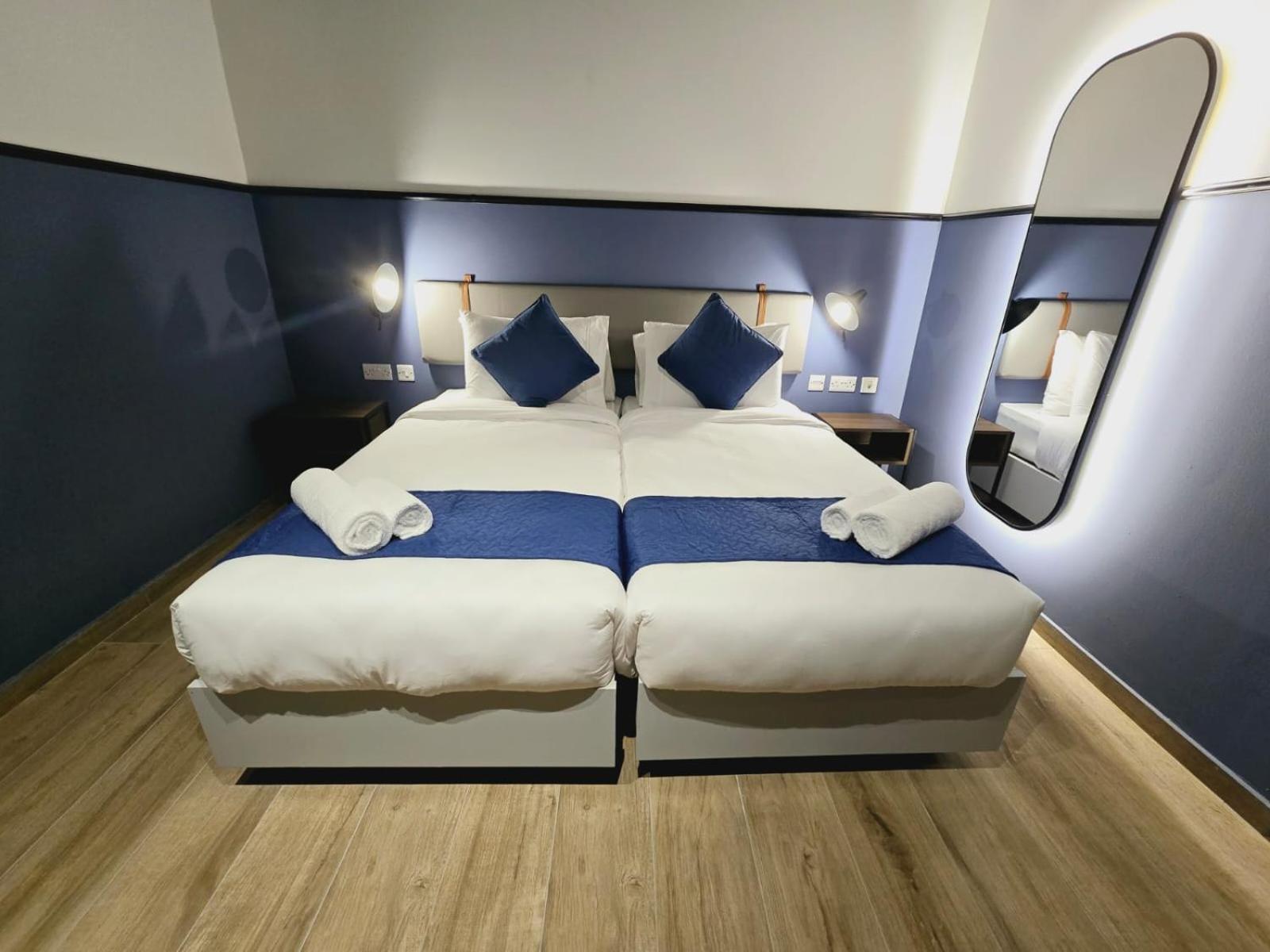 South32 Hotel Бирзеббуджа Экстерьер фото