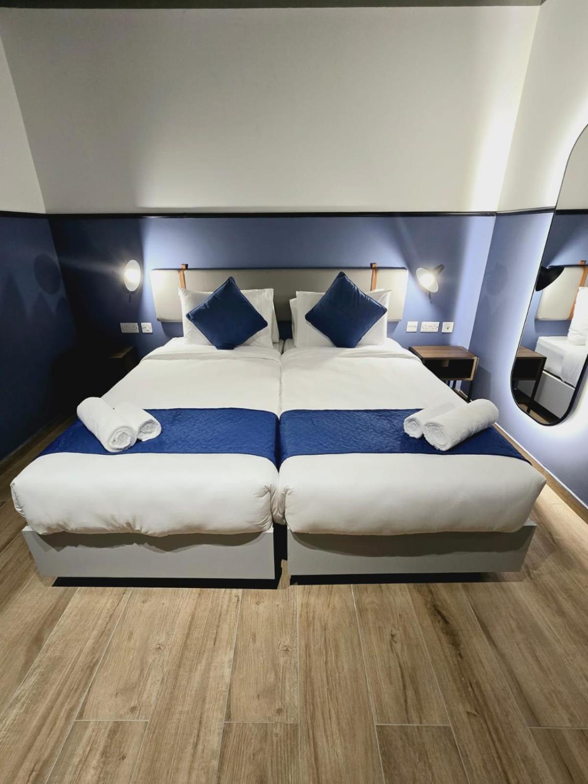 South32 Hotel Бирзеббуджа Экстерьер фото