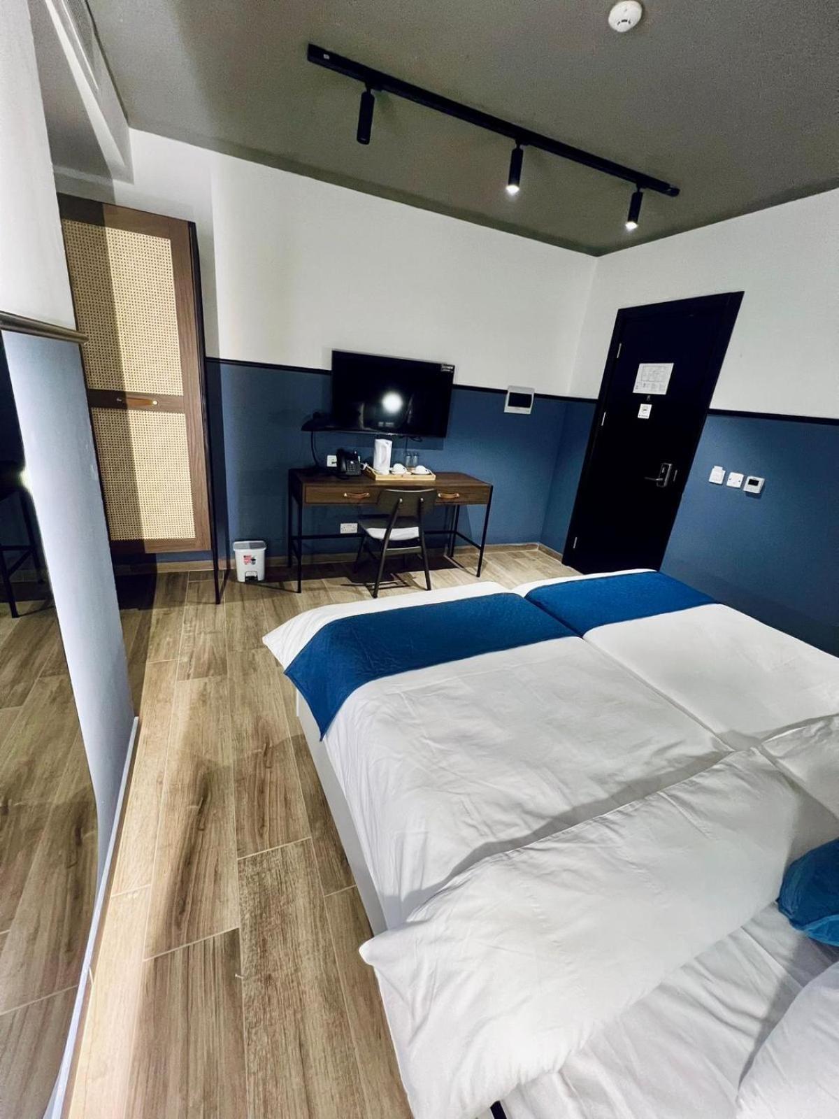 South32 Hotel Бирзеббуджа Экстерьер фото